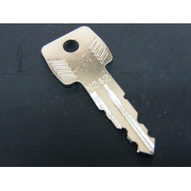 Original Thule Ersatzschlüssel N 242