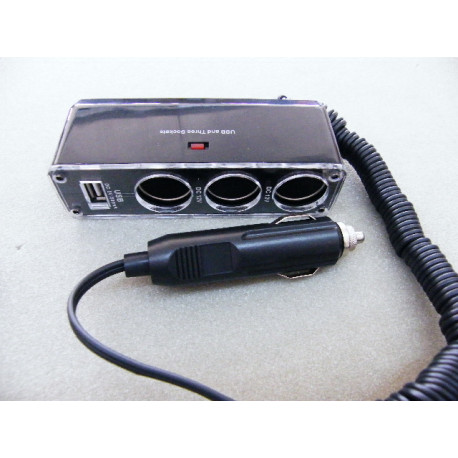 Adapter für Steckdose Zigarettenanzünder mit USB Adapter 12 Volt